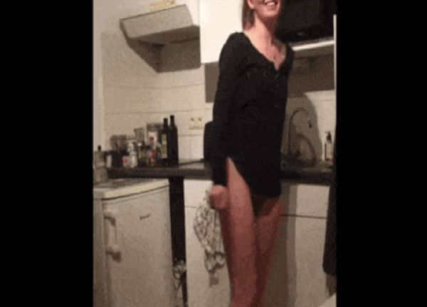 When The Bum Is So Smackable  (15 Gifs)