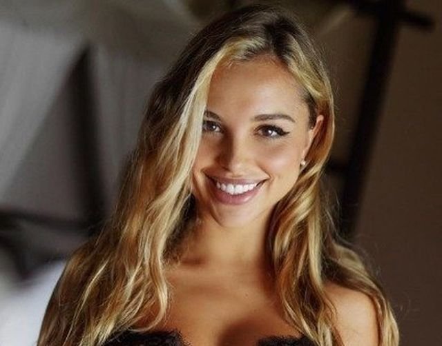 Girls With Beautiful Smiles (30 pics)