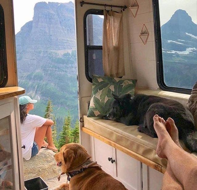 People Who Joined The Van Life (21 pics)