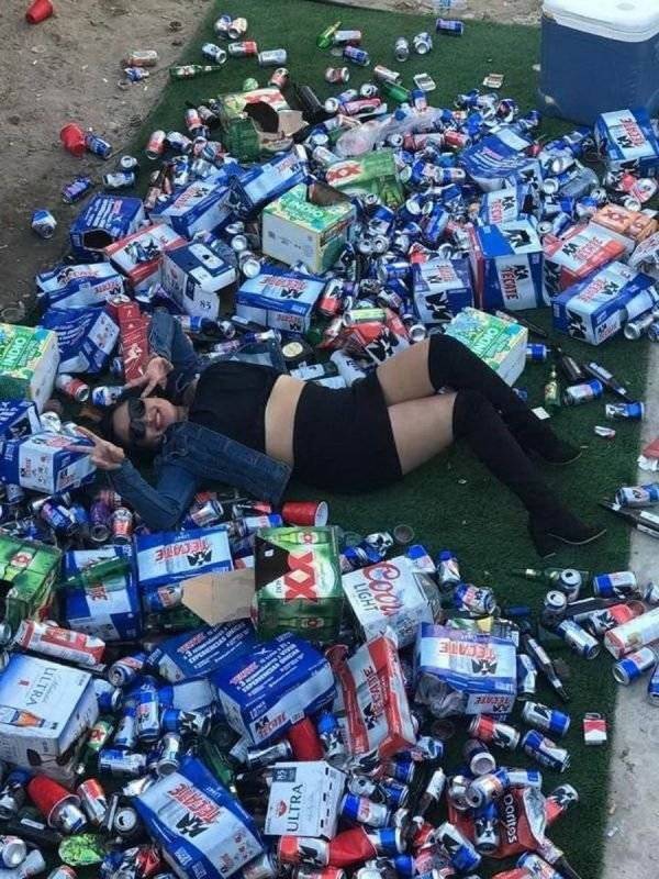 Totally Wasted (40 pics)