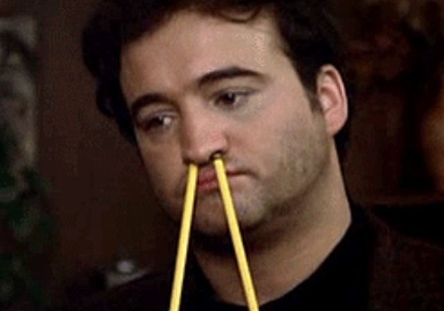 John Belushi's Humor (19 gifs)