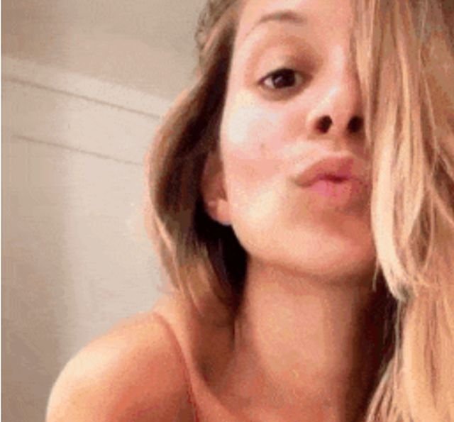 Hot Girls (31 gifs)