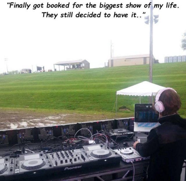 Bad Days Happen (51 pics)