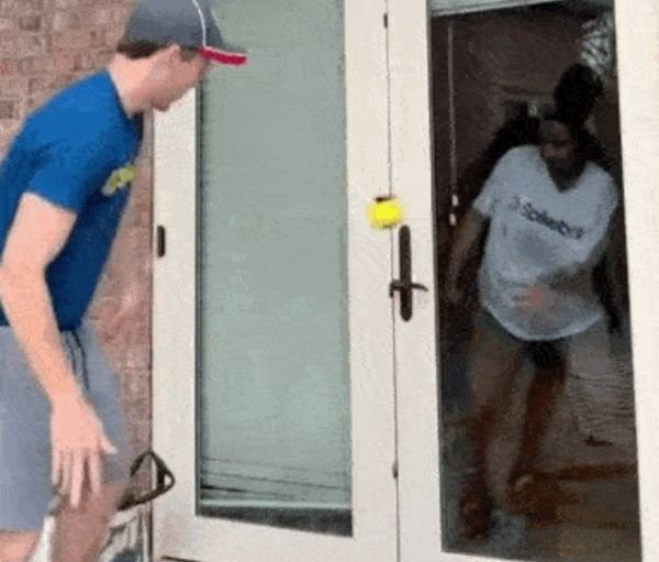 Spikeball GIFs (20 gifs)