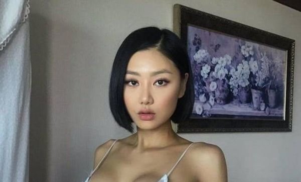 Asian Beauties (51 pics)