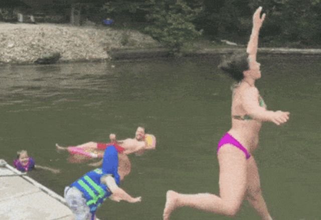 Fails (12 gifs)