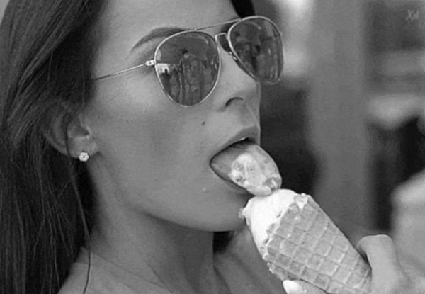 Some Images Exude So Much Eroticism (42 Pics)