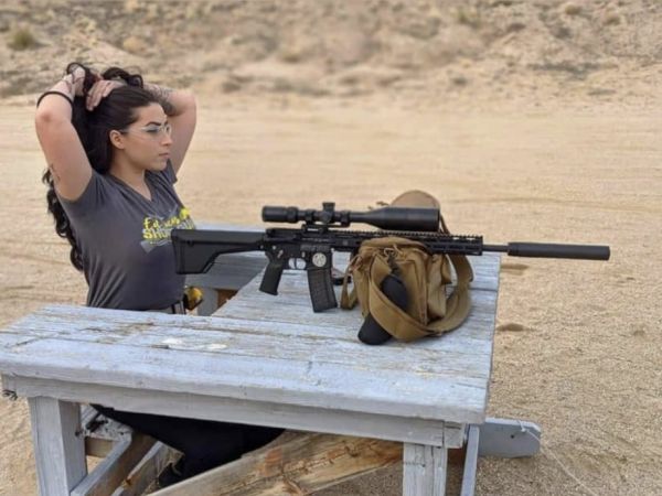Showcasing Your Second Amendment Can Be Sexy (50 Pics)
