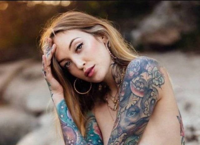 Tattooed Girls (51 pics)
