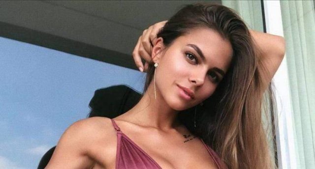 Bikini Girls (50 pics)