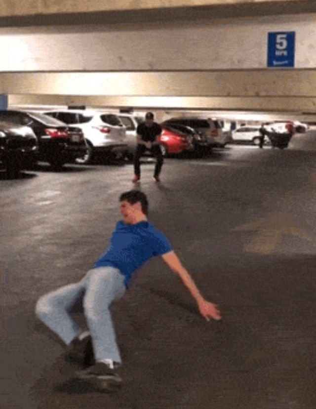 Fails (14 gifs)