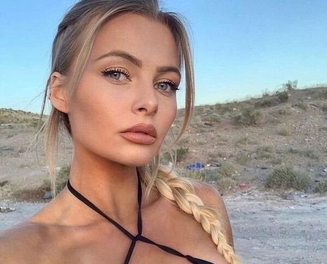 Girls With Tan Lines (34 pics)