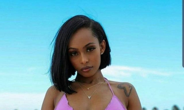 Hot Girls (46 pics)
