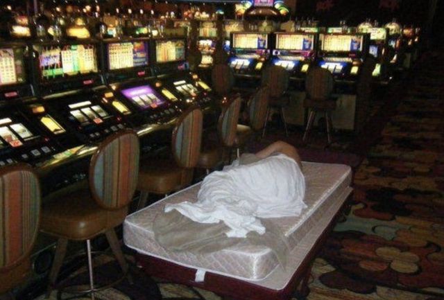Casinos and Comedy - Pics to Hit the Jackpot