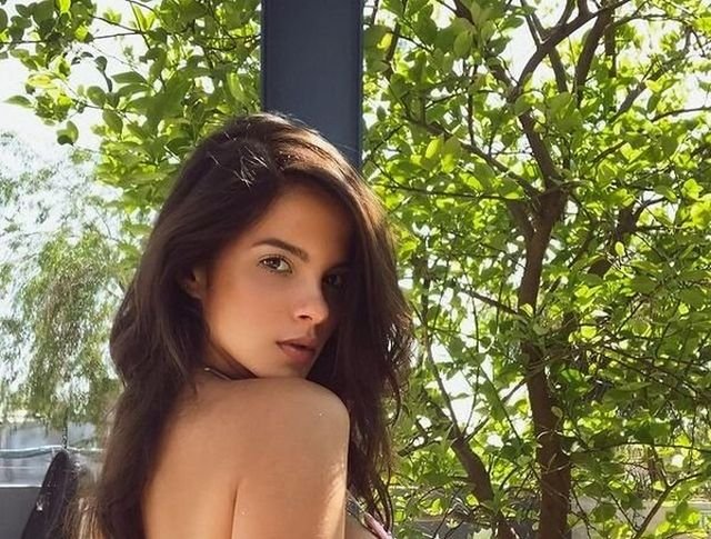 Side View (35 pics)