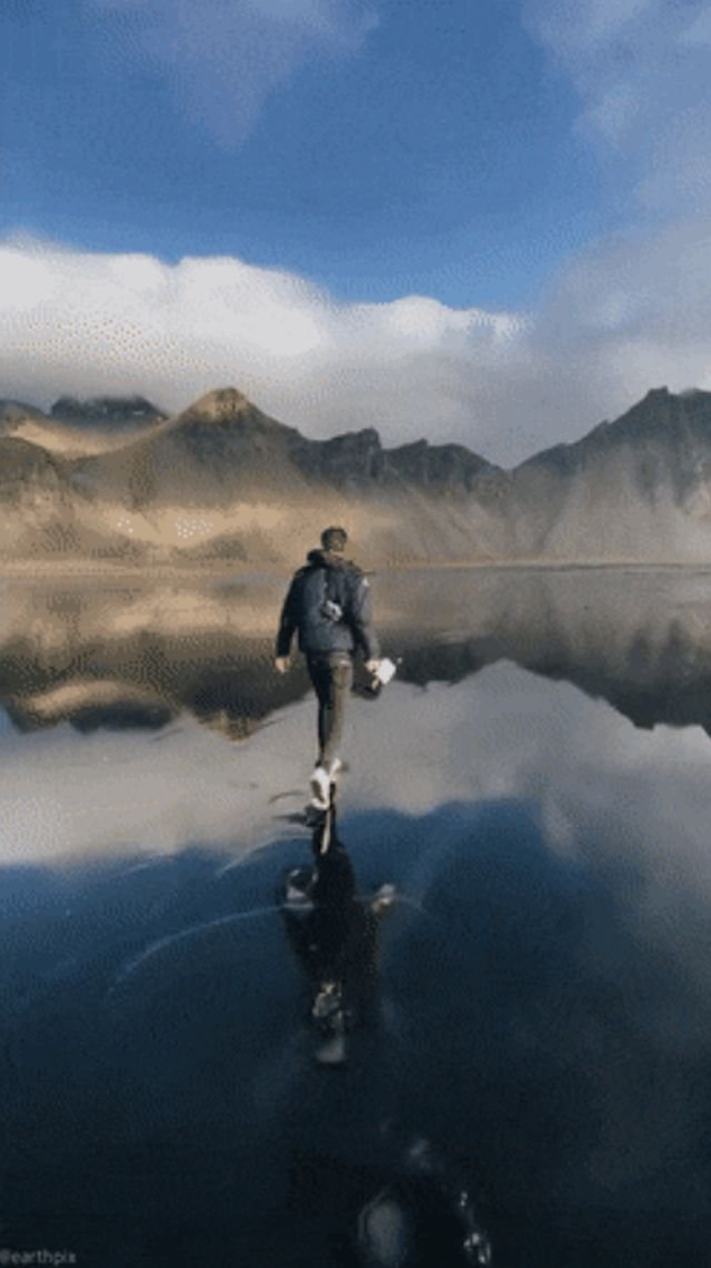 Wow GIFs (24 gifs)