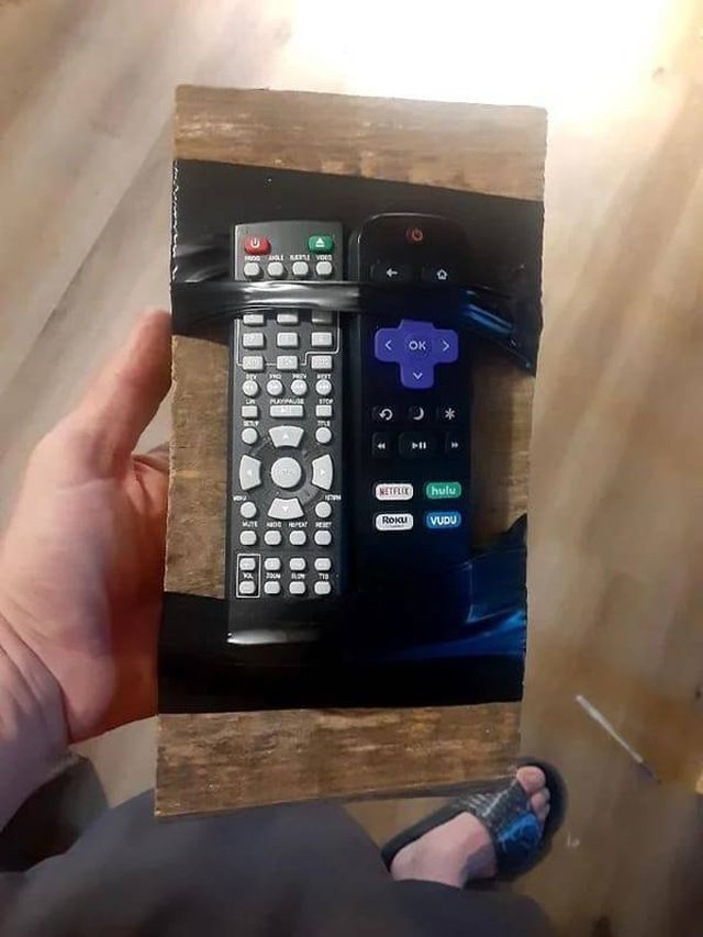 Lifehacks For Remotes (19 pics)
