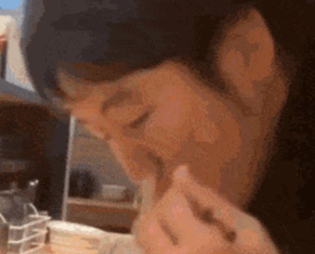 Acid GIFs, March 24 (25 gifs)