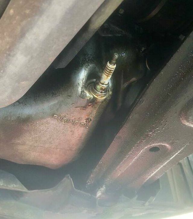 Car Mechanics Work (24 pics)