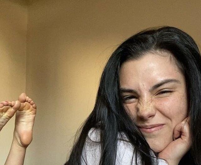 Cute Girls (34 pics)