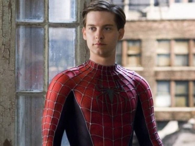 Grown-Up Actors And Actresses Which Played Teenagers (26 pics)
