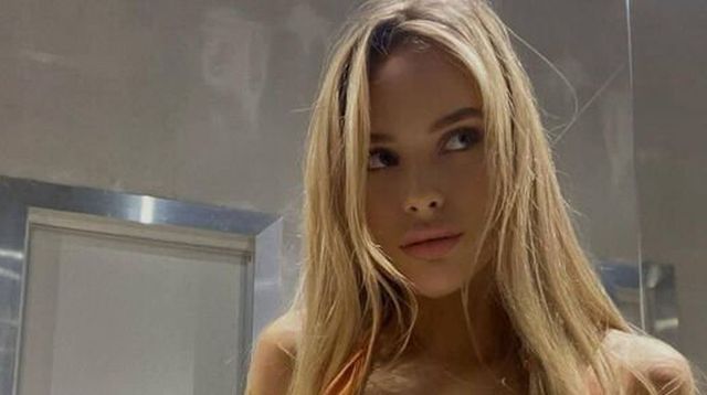 Girls With Tan Lines (36 pics)