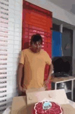 Acid GIFs, March 31 (25 gifs)