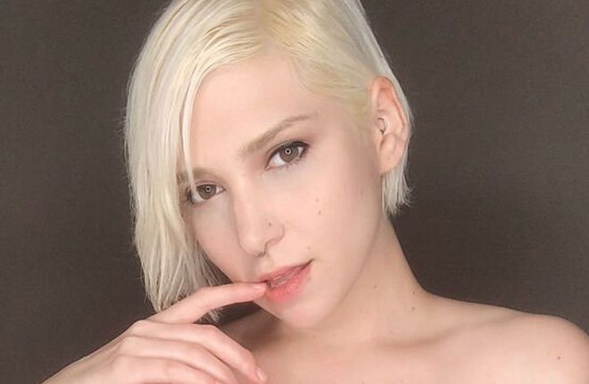 Cute Girls (28 pics)