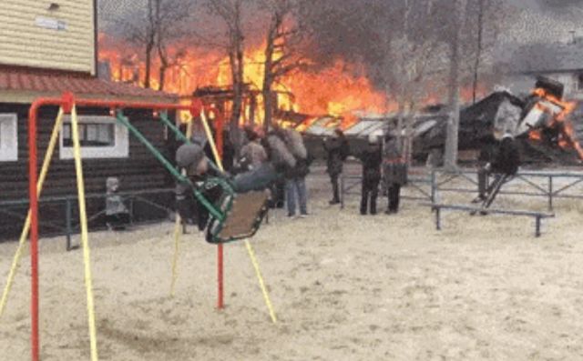 Acid GIFs, April 5 (25 gifs)