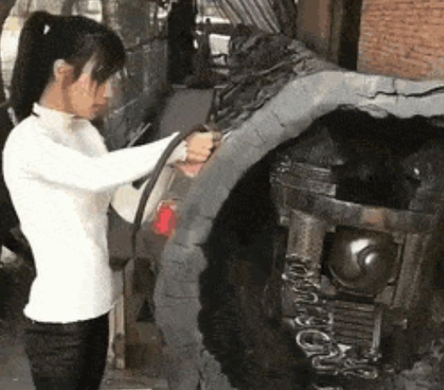 Acid GIFs, April 13 (25 gifs)