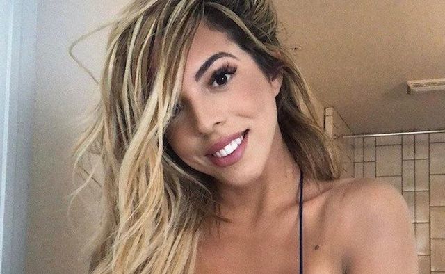 Danielley ayala. Американская модель Даниэлли Айяла. Даниэль Айяла 18. Danielley Ayala грудь. Danielley Ayala 2.