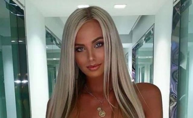 Girls With Tan Lines (46 pics)
