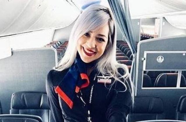Hot Flight Attendants (29 pics)