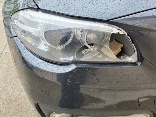 Bad Days Happen (21 pics)