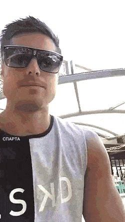 Acid GIFs, May 12 (25 gifs)