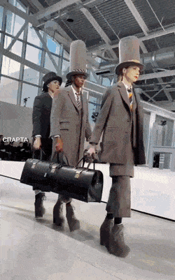 Acid GIFs, May 16 (25 gifs)