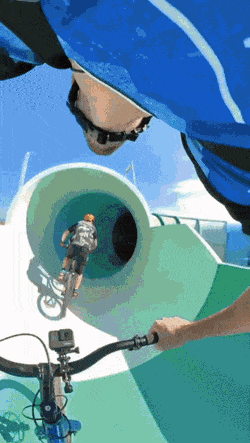 Acid GIFs, May 23 (25 gifs)