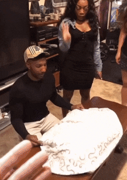 Acid GIFs, May 31 (25 gifs)