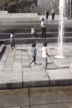 Acid GIFs, May 31 (25 gifs)