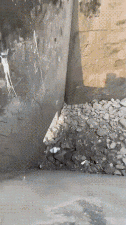 Acid GIFs, June 7 (25 gifs)