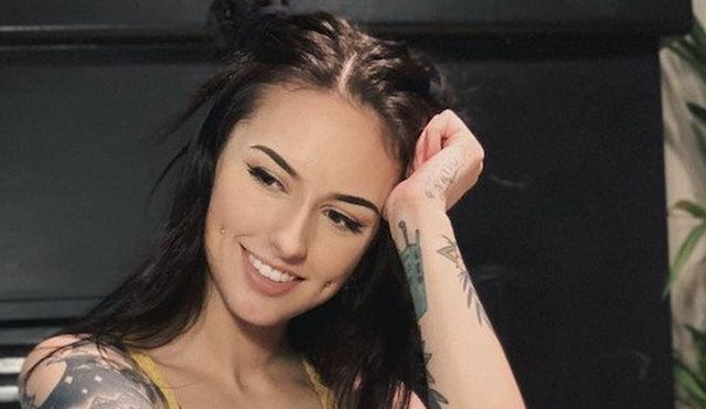 Girls With Beautiful Smiles (44 pics)