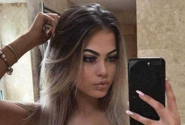Girls In Corsets (40 pics)