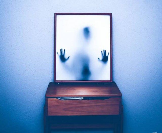 Some Of Our Childhood Fears (7 pics)