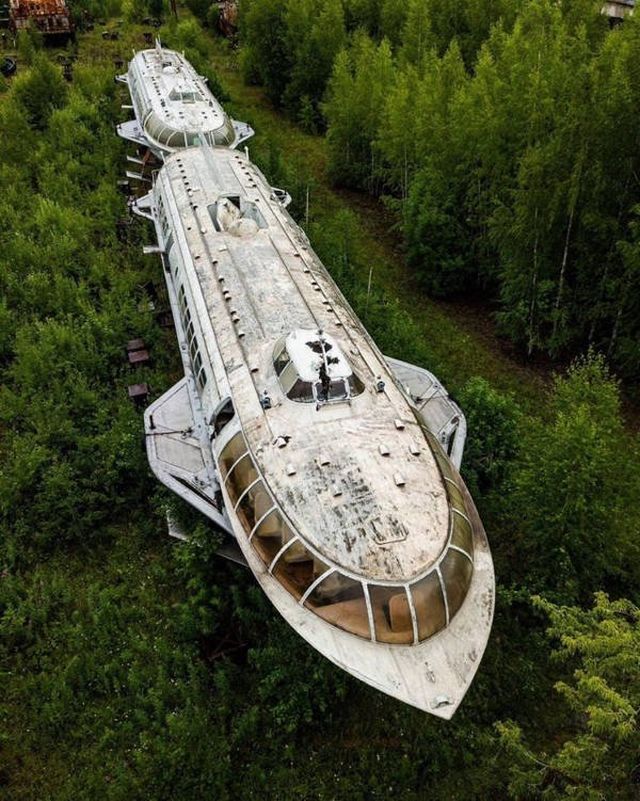 Awesome Abandoned Places (20 pics)