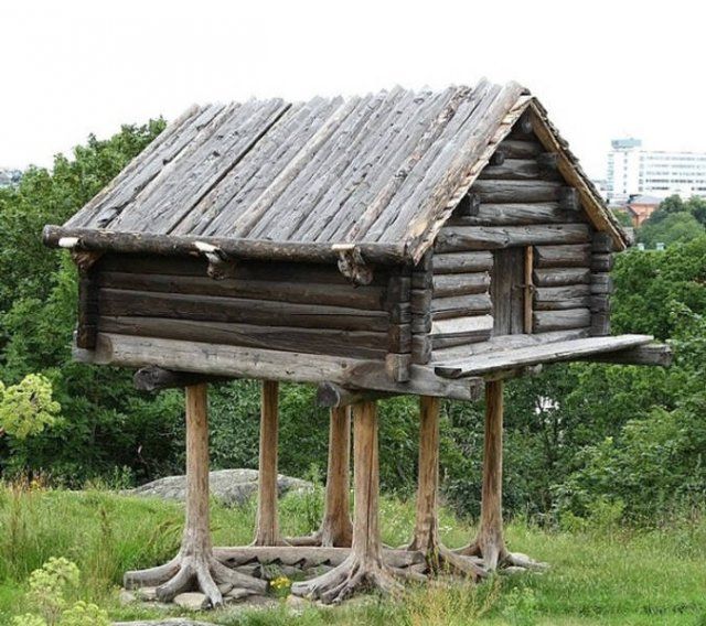 Interesting Buildings (17 pics)