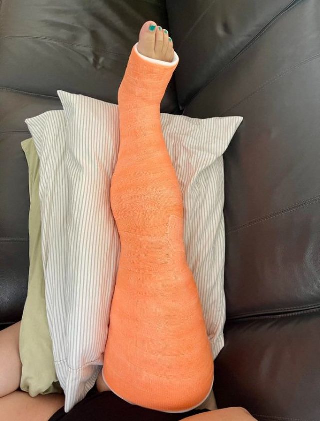 Bad Days Happen (16 pics)