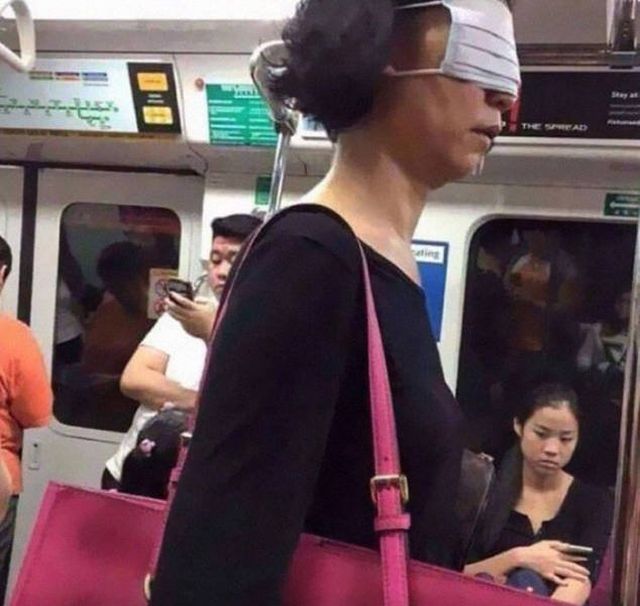 Funny People In The Subway (36 pics)