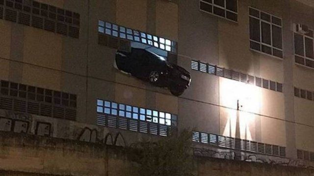 Ridiculous Car Crashes (20 pics)