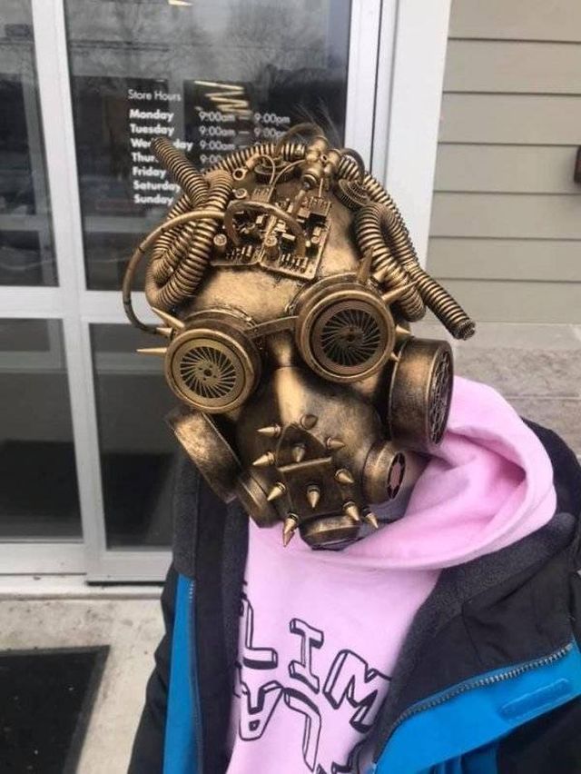 Odd Finds In Thrift Shops (51 pics)