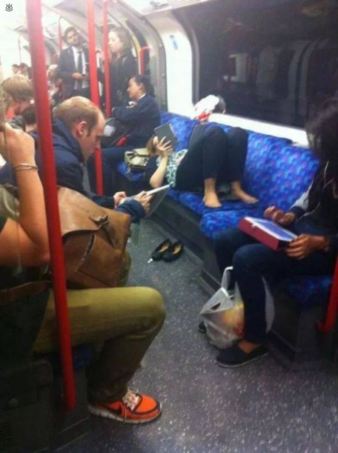 What Is Going On Here? (25 pics)